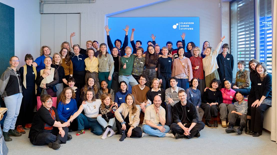 Gruppenbild der stART.up-Alumni:ae beim stART.up-N